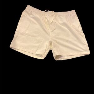 NWT Outdoor Voices Cream Athletic Shorts Elastic Waist 5 inch shorts 3xl